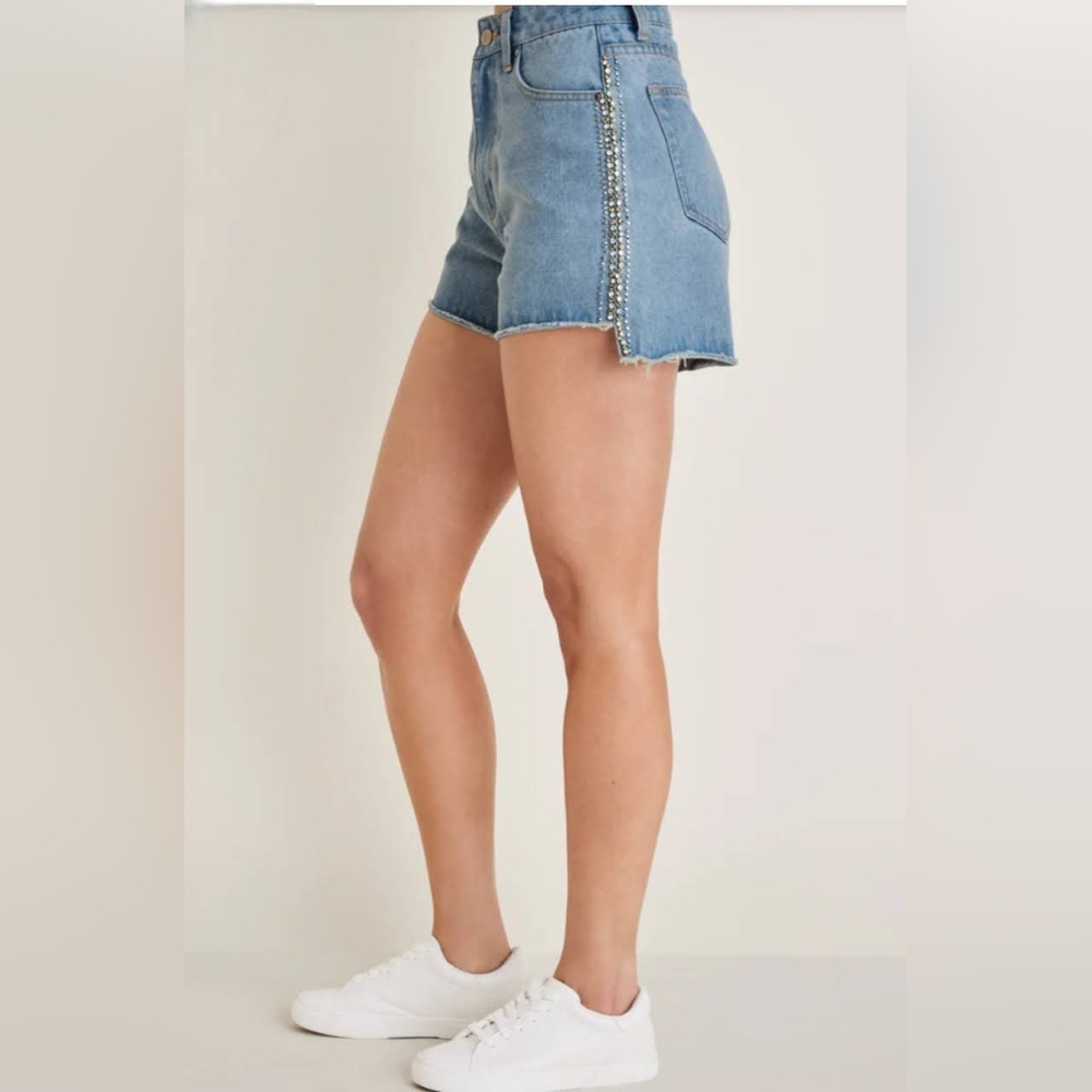 NWT VENUS Denim Blue Women's Shorts with Rhinestone Accents - Picture 1 of 9
